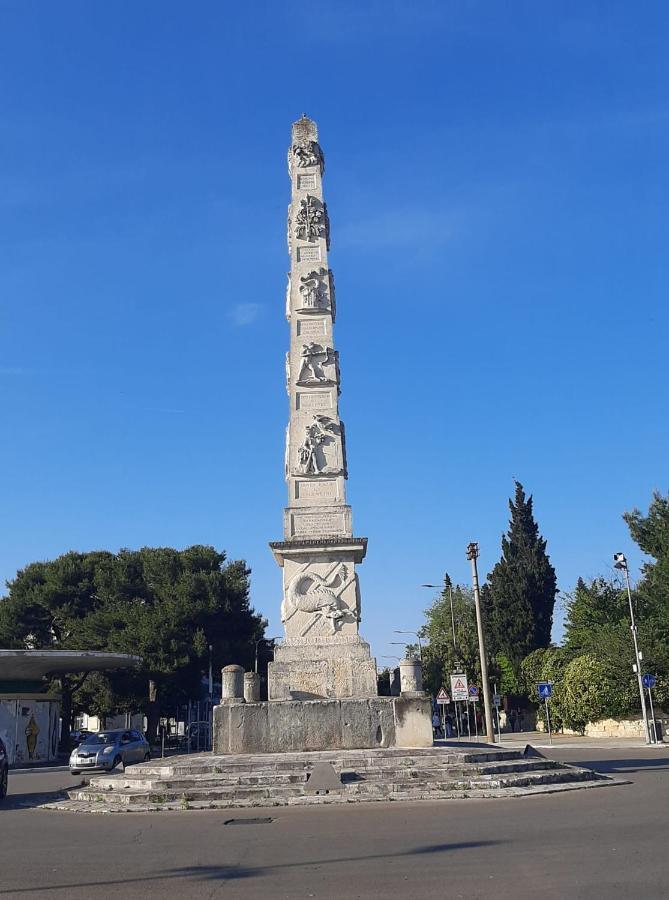 La Dimora Del Pumo Apartment Lecce Bagian luar foto