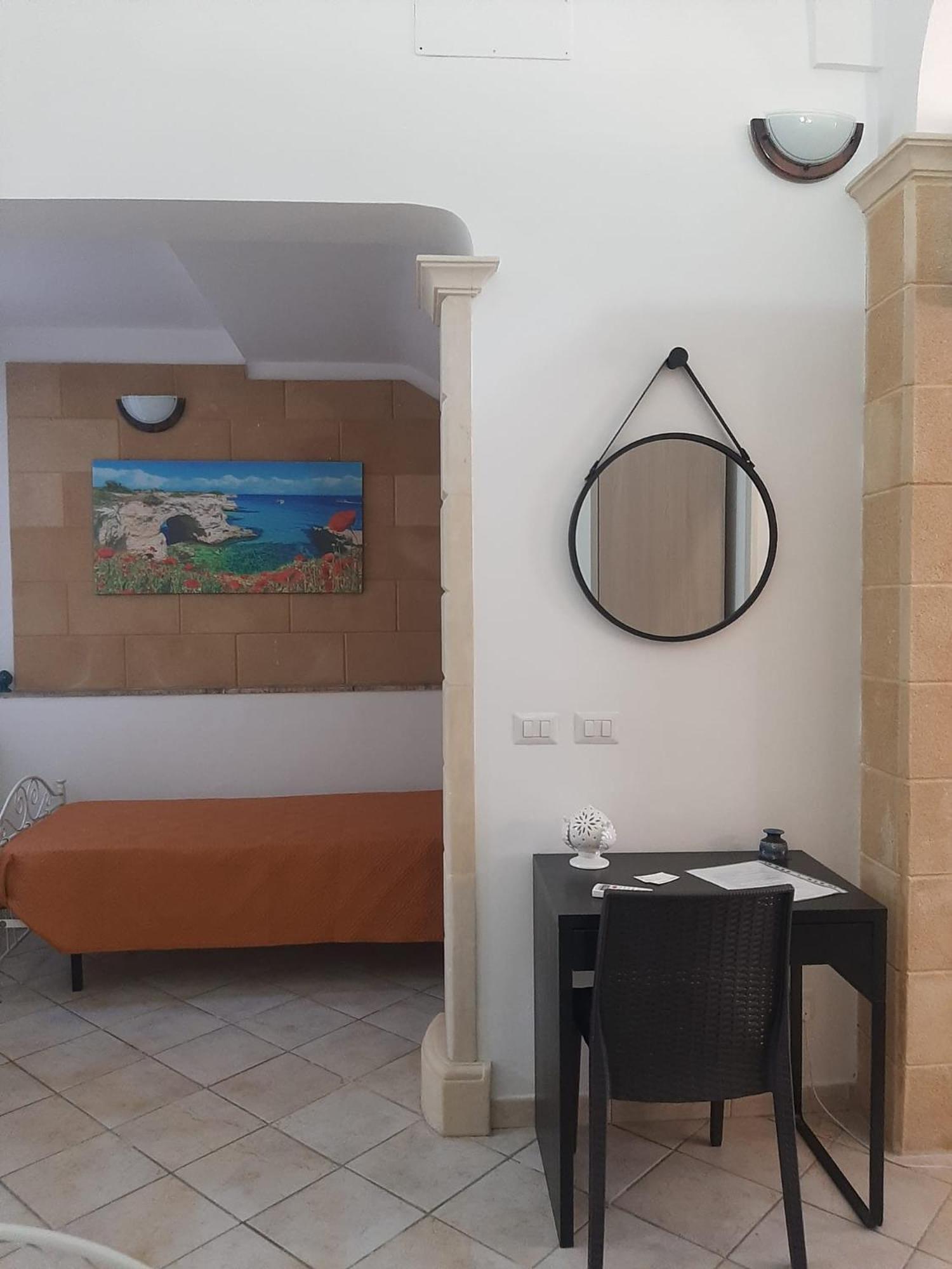 La Dimora Del Pumo Apartment Lecce Bagian luar foto