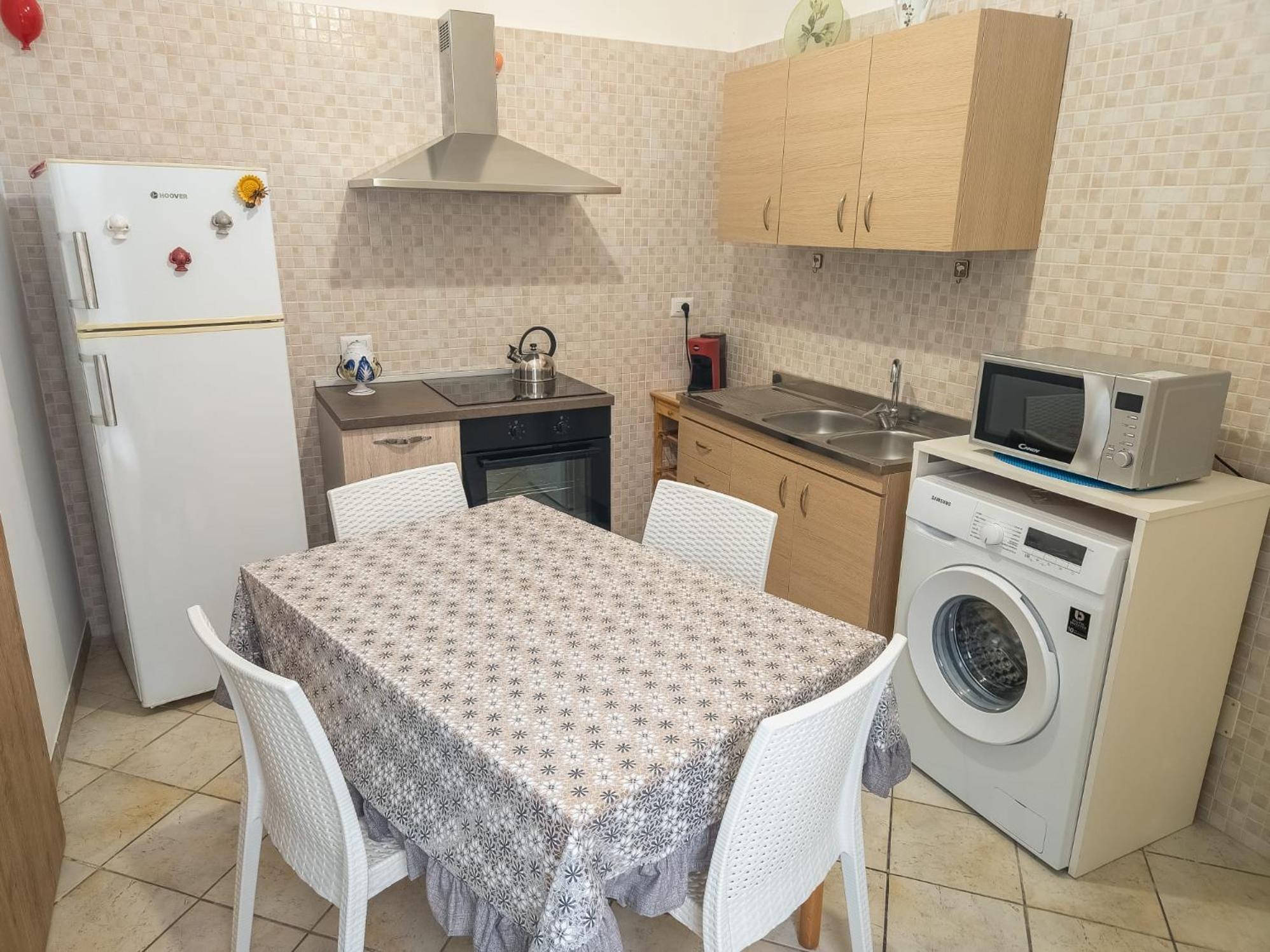 La Dimora Del Pumo Apartment Lecce Bagian luar foto